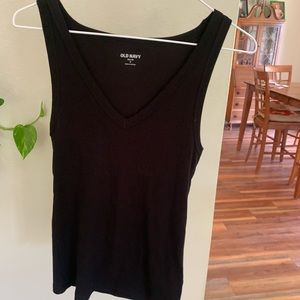 Black old navy tank